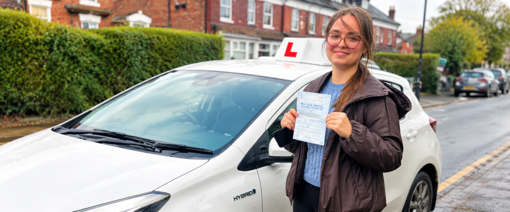 Cheap Driving Lessons in Manchester — What to Look For and What to Avoid